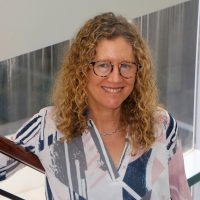 Dr Debra Kennedy