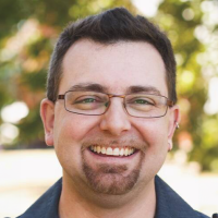 Dr Adam Straub