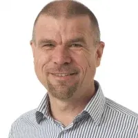 Dr Ralf Heine